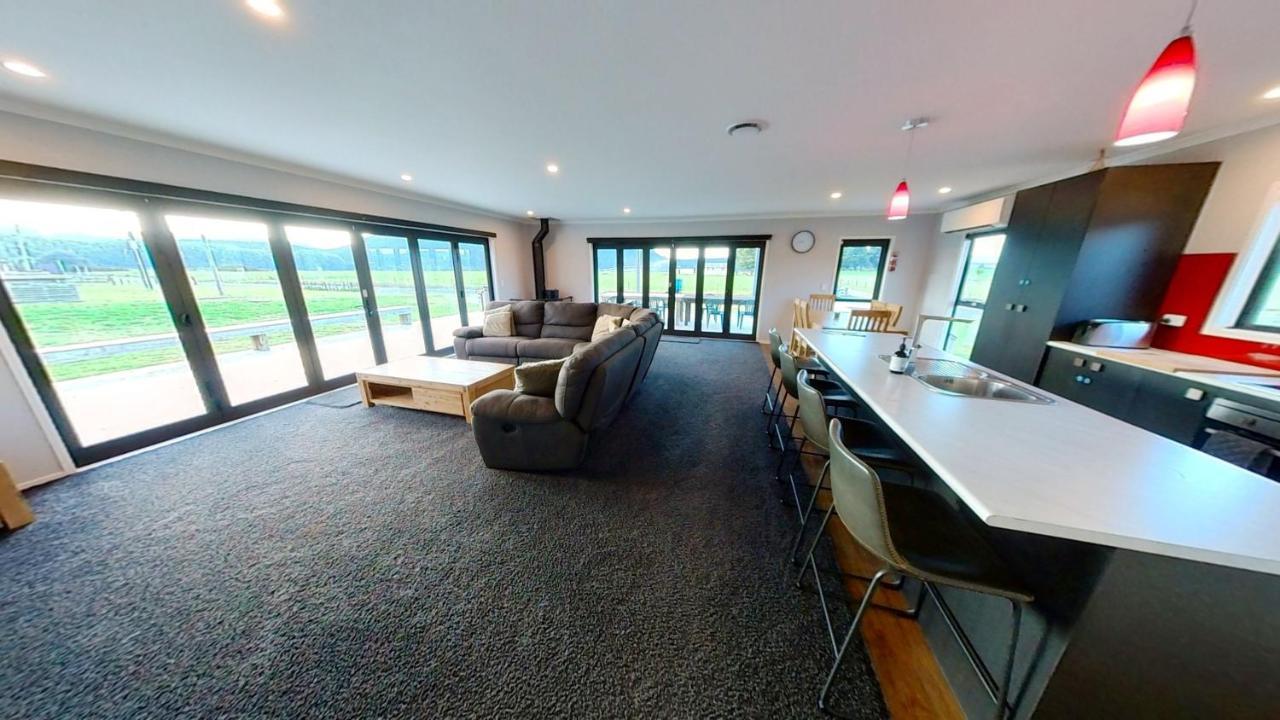 Full Holiday Home To Yourself, Up To 21 Guests Atiamuri Extérieur photo