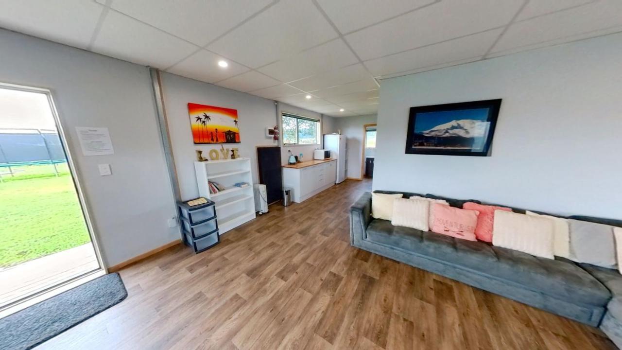 Full Holiday Home To Yourself, Up To 21 Guests Atiamuri Extérieur photo