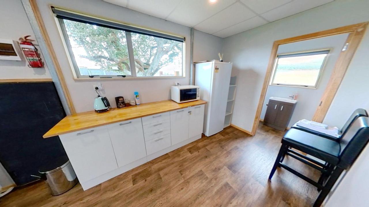 Full Holiday Home To Yourself, Up To 21 Guests Atiamuri Extérieur photo