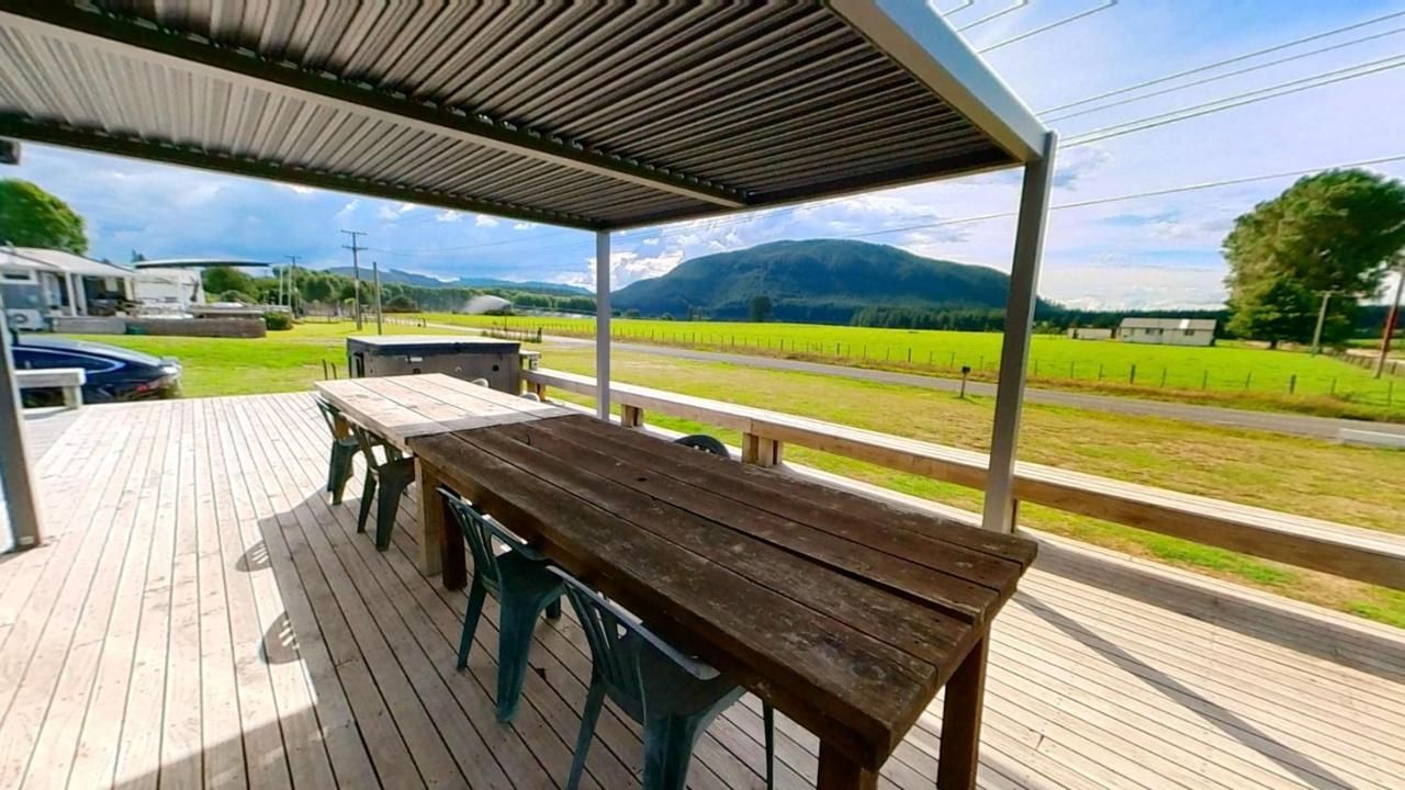 Full Holiday Home To Yourself, Up To 21 Guests Atiamuri Extérieur photo